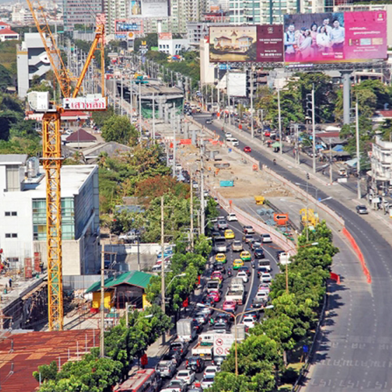 ถมสร้างรถไฟฟ้า3.5แสนล. วิกฤตจราจรลามยันชานเมือง
