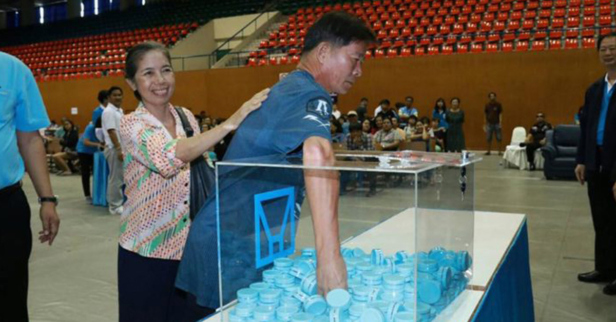 แฟลตดินแดงเฟสแรกใกล้เป็นจริง! กคช.จับฉลากเจ้าของห้อง แปลง G กำหนดสร้างเสร็จ มิย.นี้
