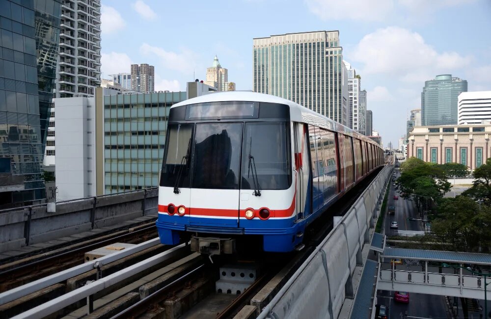 แลนดี้ โฮม มอบรางวัลชนะเลิศ แก่ผู้ประกวดกิจกรรม ‘แลนดี้ โฮม ดีไซน์ คอนเทสต์ 2017