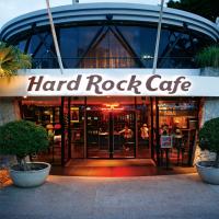 HARD ROCK CAFE PATTAYA เสิร์ฟความอร่อย ปล่อยใจกับเสียงเพลง