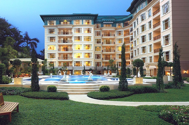 ขายคอนโดสาทร นราธิวาส : Baan Nuntasiri 4 ห้องนอน 4 ห้องน้ำ 176 ตร.ม. ห้องแต่งสวยวิวสวน+สระ unit น้อย เป็นส่วนตัว ใกล้ MRT ลุมพินี ราคาดีที่สุดในตลาด!