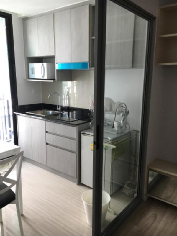 Condo for rent near BTS Bearing, 9,000 baht per month Livinginsider