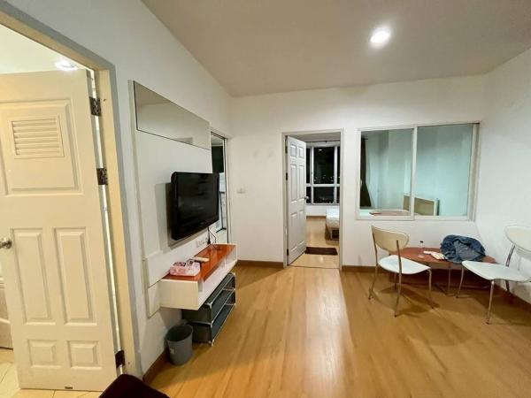 Life ratchada huaikhwang for rent 15,000 baht 40sqm, beautiful room