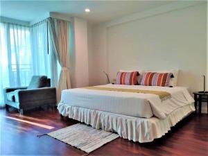 For RentCondoSathorn, Narathiwat : Condo for rent, special price, Sathorn Gallery Residences, ready to move in, good location