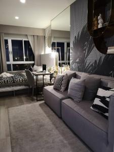 ขายคอนโดท่าพระ ตลาดพลู วุฒากาศ : Condo for Sale **  ขาย Elio Sathorn-Wutthakat ห้องกว้าง  25.07 ตรม. 1 นอน 1 น้ำ เฟอร์ครบ พร้อมอยู่@2,030,000 บาท  Call 096-2615656