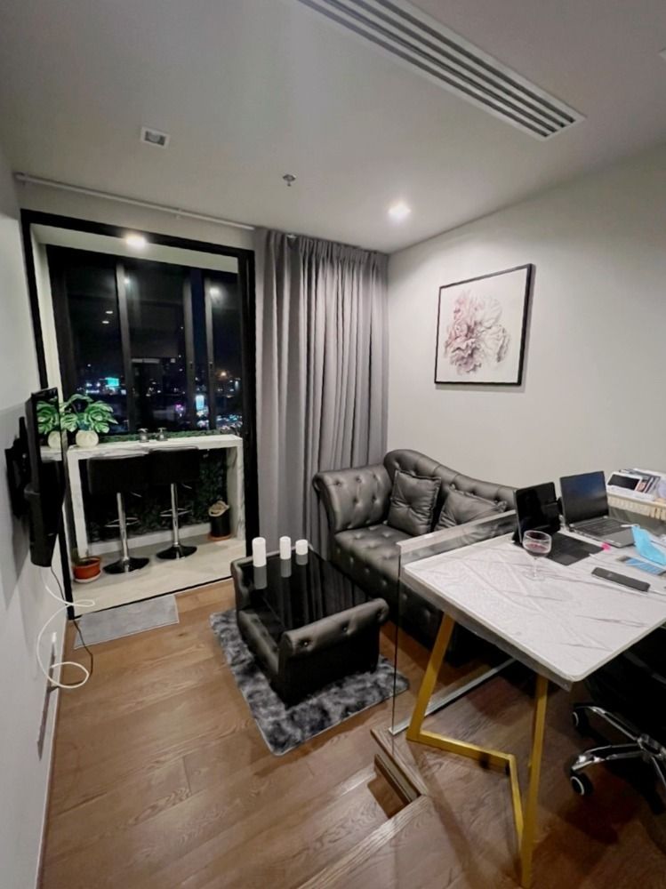 For RentCondoAri,Anusaowaree : Rent a new room, beautiful decoration, Ideo Q Victory 1Bed 28,000, fully furnished and electrical appliances You can make an appointment to see the real room every day.