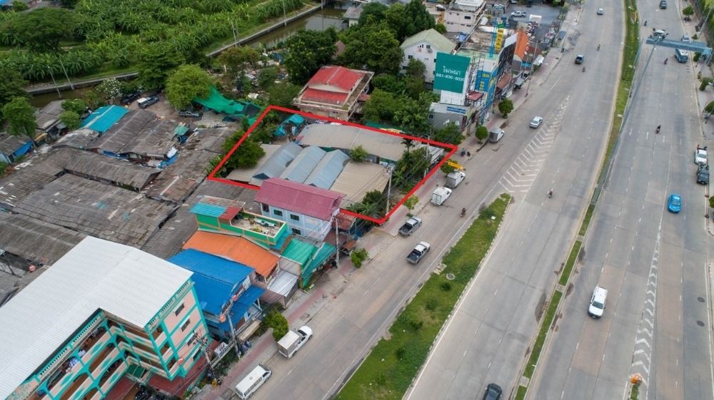 For SaleLandRamkhamhaeng, Hua Mak : Land for sale on Krungthep Kreetha Road, 260 square meters, near MRT Sri Kritha (Future Line), connecting Srinakarin-Romklao Road. Suitable for hotel, business, office, special price!!