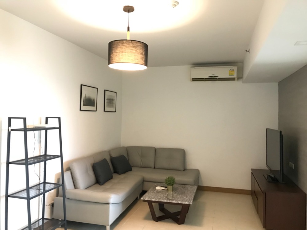 For SaleCondoPattanakan, Srinakarin : Condo for sale, Supalai Park Srinakarin, near BTS, beautiful room, fully furnished, ready to move in, great price, special discount, promotion within this month only!!!!!