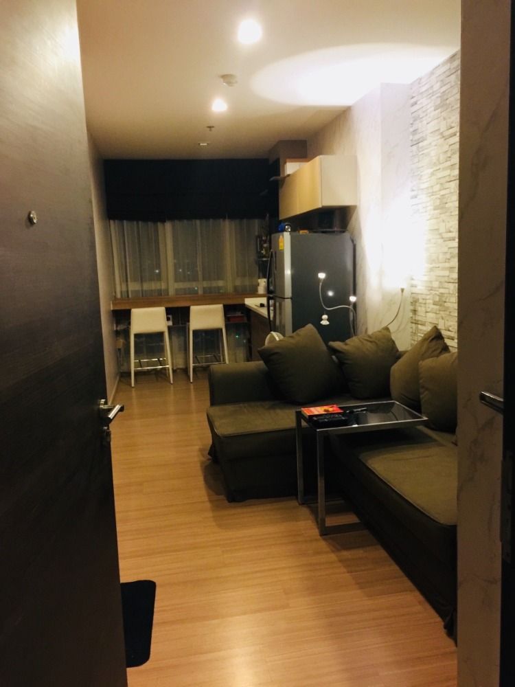 For RentCondoOnnut, Udomsuk : Condo for rent, Rhythm Sukhumvit 50 (On Nut), fully furnished, ready to move in. Close to On Nut BTS Station and Ram Inthra-At Narong Expressway.
