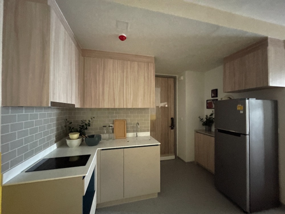 For SaleCondoRatchathewi,Phayathai : Condo for sale, XT Phayathai, 32nd floor, usable area 32.58 sq.m., 1 bedroom, 1 bathroom, just 500 meters from Phayathai BTS station, next to Sri Ayutthaya Road.
