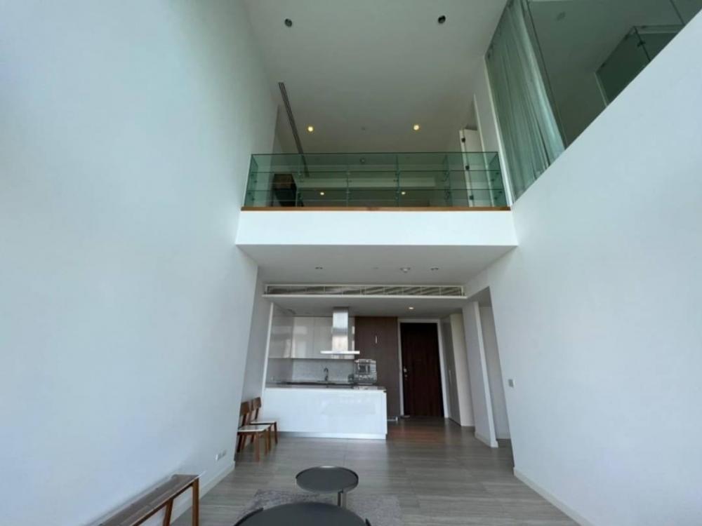 For RentCondoWitthayu, Chidlom, Langsuan, Ploenchit : Rental : Duplex Room in 185 Rajchadumri