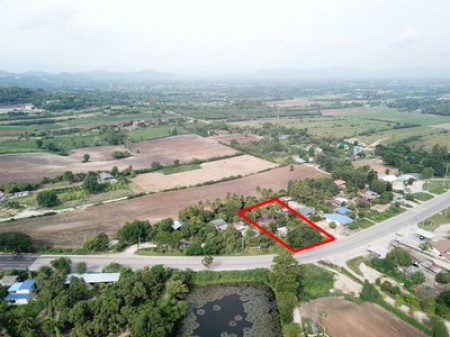 For SaleLandPak Chong KhaoYai : Land for sale in Khao Yai, on the road to Wang Nam Khiao. Nong Sarai Subdistrict, Pak Chong District, 1 rai 2 ngan