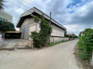 ขายโกดัง ห้องเก็บของพิษณุโลก : ขายโกดังติดออฟฟิศ กลางเมืองพิษณุโลก *******ขาย 6.8 ล้าน********