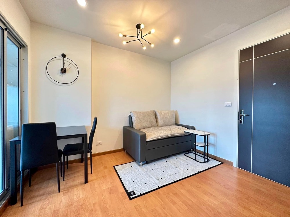 For RentCondoSamut Prakan,Samrong : LV027 Condo for rent The President Sukhumvit-Samutprakarn New room, never lived in, beautifully decorated, good breeze, river view, with furniture. electrical appliance Next to Robinson Department Store, next to BTS Phraeksa, condo next to the BTS. Popula