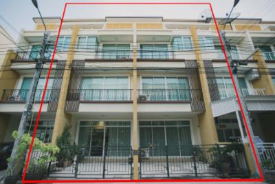 For SaleTownhouseLadprao101, Happy Land, The Mall Bang Kapi : Sale with tenant, Yield 6.32%, 3-storey home office, Prachya Village in Town, Ladprao 101.