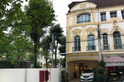 For RentTownhouseRama3 (Riverside),Satupadit : 🏢 Townhouse for rent ▲ Baan Klang Krung Grand Vienna-Rama 3 ▲ 3 bedrooms, 4 bathrooms | Pets allowed 🐶 Newly renovated decoration ✨ Garden view, pleasant and pleasant 🌿 Fully furnished 🔥 #CR391