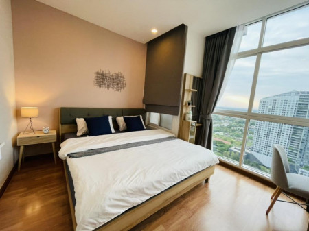 For RentCondoBangna, Bearing, Lasalle : Condo for rent, The Coast Bangkok, 35 sqm., high floor, good view, nice room, nice decoration Fully furnished, near BTS Bang Na..