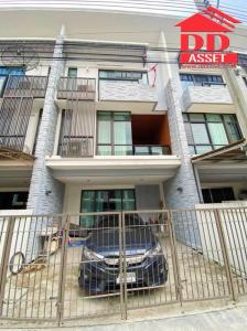 For SaleTownhouseSamut Prakan,Samrong : 3-storey townhome for sale, Plex Bangna Km. 5 (Plex Bangna), modern style, near Central Bangna / Mega Bangna