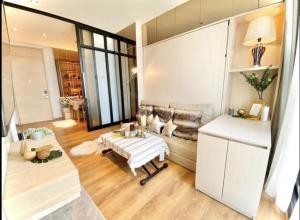For RentCondoSukhumvit, Asoke, Thonglor : Condo Park 24 near BTS Promphong, beautiful decoration, ready to move in, 2 bedrooms