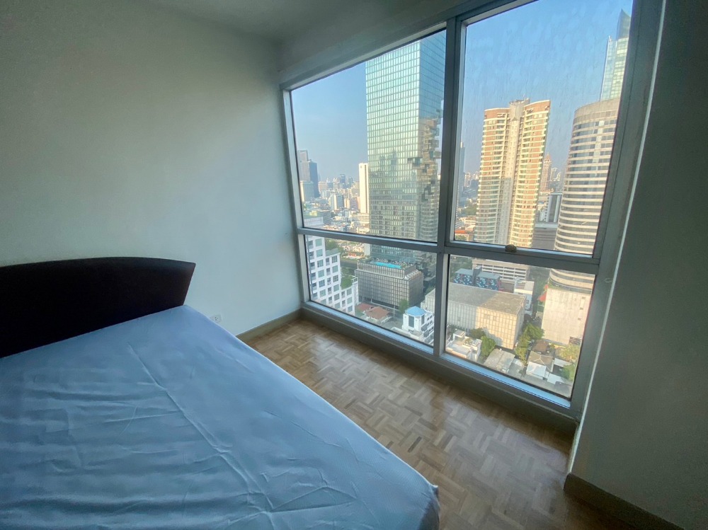 For SaleCondoSilom, Saladaeng, Bangrak : Condo for sale, 1 bedroom, Silom Suite project, high floor, newly renovated room Ref. A15230137