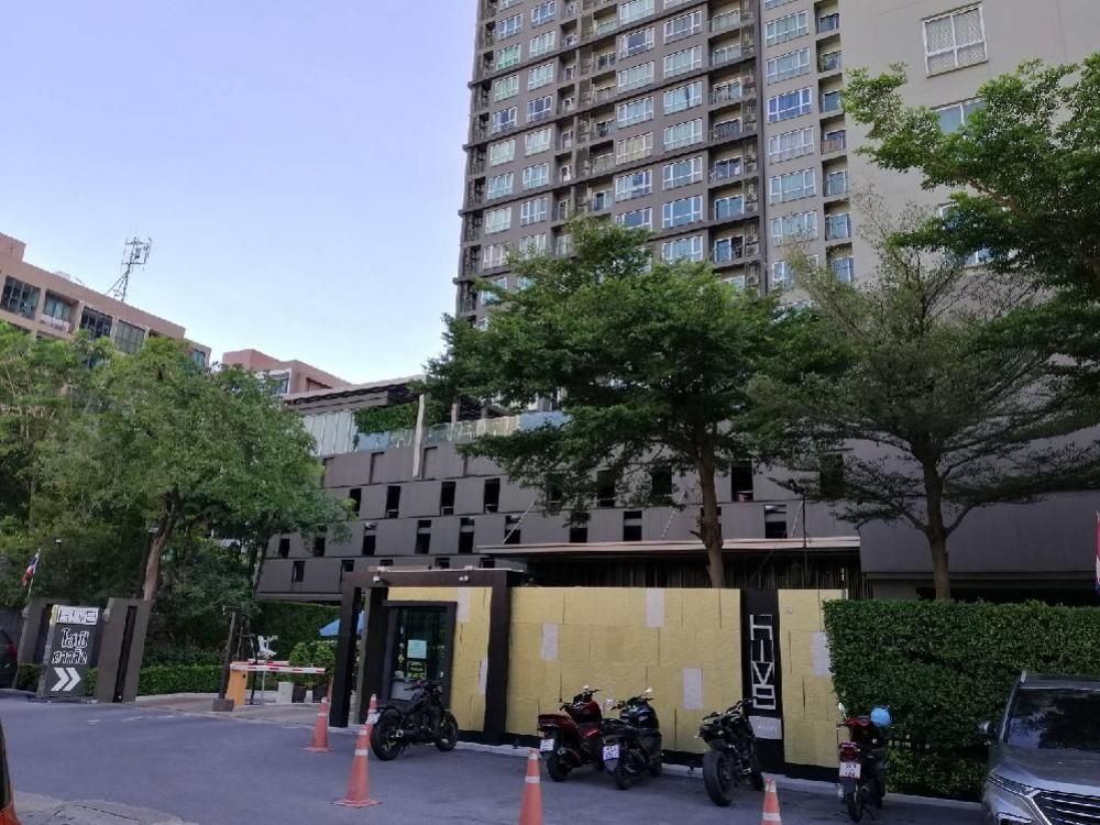 For SaleCondoWongwianyai, Charoennakor : Condo for sale, Hive Taksin, Krungthonburi Road, Soi 1/1, Wongwian Yai BTS Station, area 30.28 sqm., 11th floor