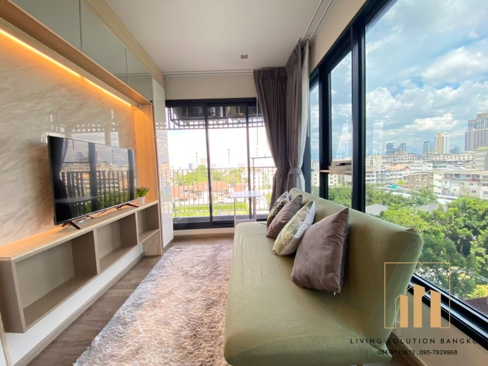 For RentCondoLadprao, Central Ladprao : 1 BED, corner room, 37 SQM, beautiful building, very good price, interested call 084-9143813