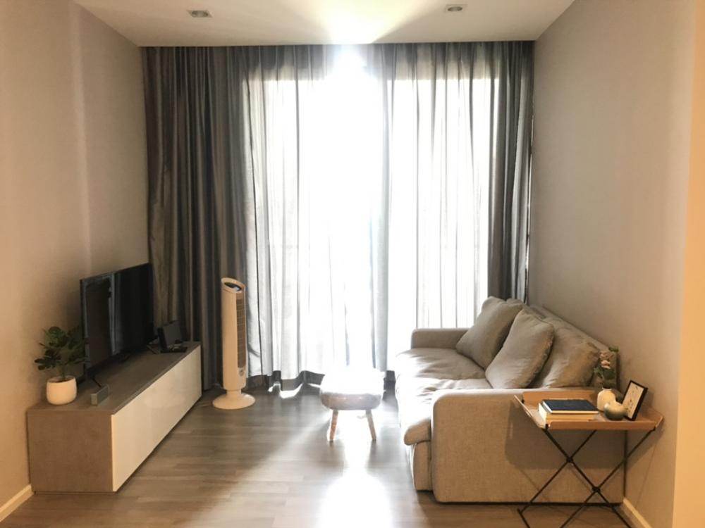 For SaleCondoSathorn, Narathiwat : for rent/Sale Newly decorated 2 bd 2bt with balcony at The Room condo (Sathorn St. Louis)