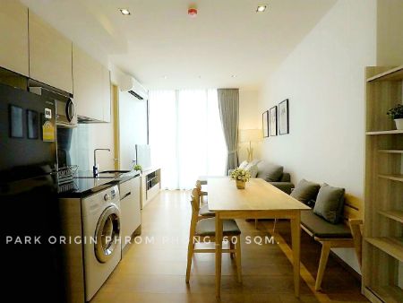 For RentCondoSukhumvit, Asoke, Thonglor : Ready for RENT at Park Origin Phrom Phong-Park 24 size 2 bedrooms only 40,000 THB near BTS Phrompong and Emporium