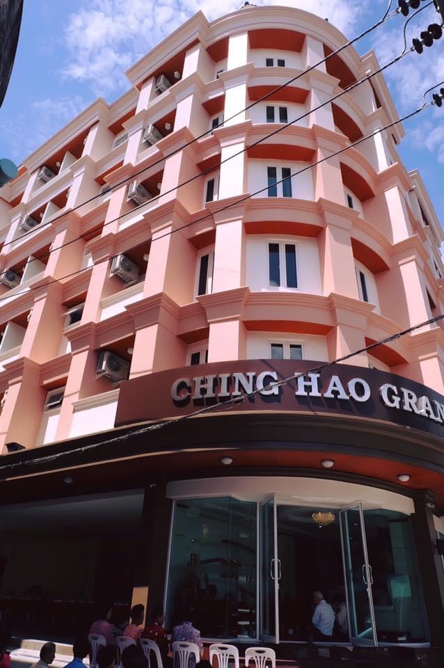 For SaleBusinesses for saleHatyai Songkhla : Ching Hao Grand hotel 142.8sqwah 62 units 210,000,000 Am: 0656199198