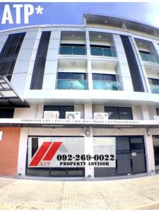For RentHome OfficeLadprao, Central Ladprao : **For Rent ฿ 40K** Available 2 booths, home office 4.5 floors/3 halls/4 water/2 air conditioners/2 parking spaces @ Ladprao-Vibhavadi