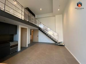 For SaleCondoSilom, Saladaeng, Bangrak : Sale The Lofts Silom, Duplex room, near Bangkok Christian School and BTS Surasak.
