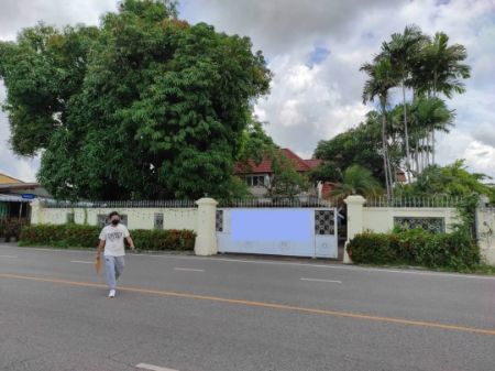 For SaleHouseNakhon Phanom : House for sale, beautiful view on the Mekong River, Nakhon Phanom, 200 sq m. 3 ngan 6.9 sq. wa. Very nice.