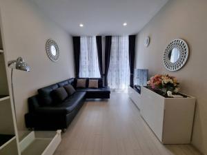 For RentCondoWitthayu, Chidlom, Langsuan, Ploenchit : Condo for rent, Noble Ploenchit, 1 bedroom, 1 bathroom, size 56 sqm, 3rd floor, very good price