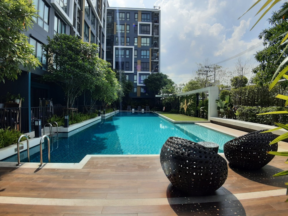 For SaleCondoSeri Thai, Ramkhamhaeng Nida : For Sale: ICondo Serithai Green Space, Large Room, Pool view, resort style located near NIDA