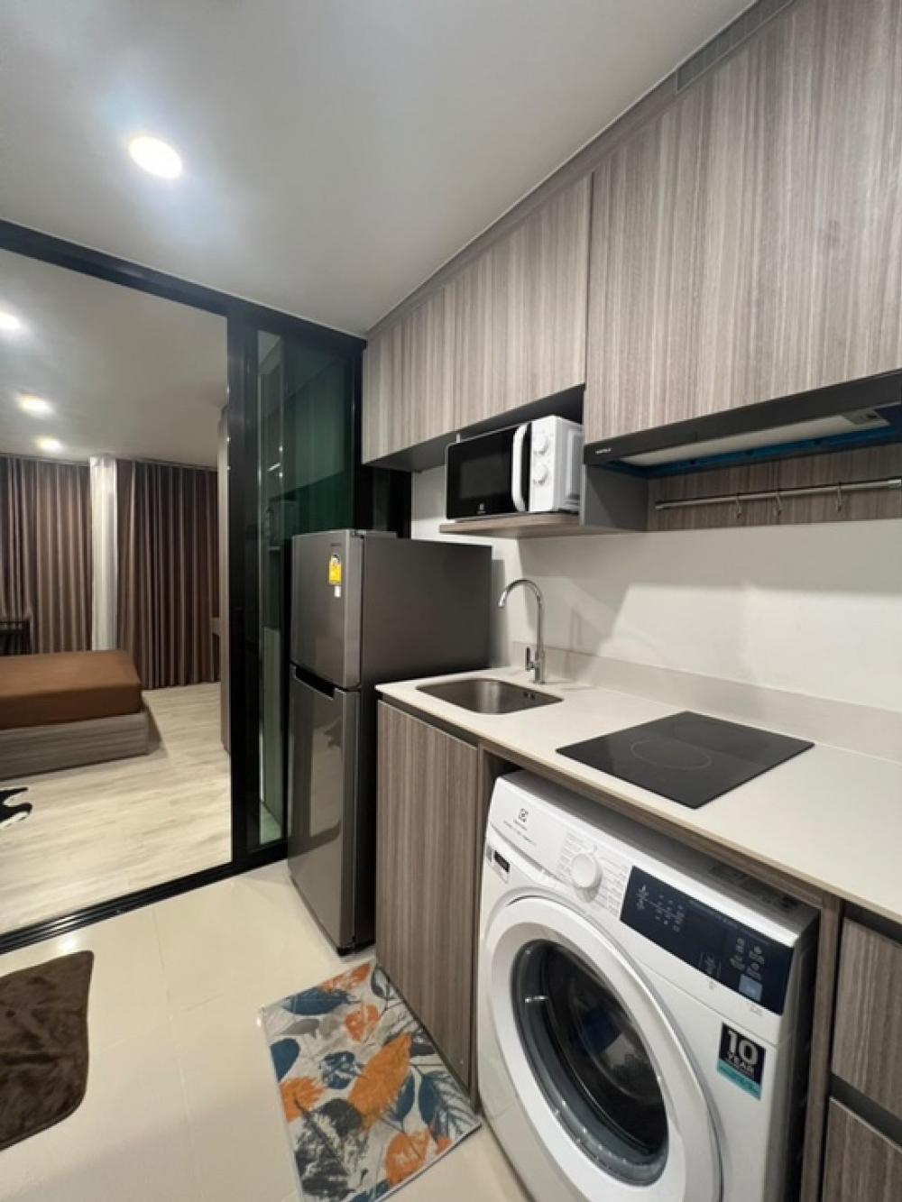 For RentCondoBangna, Bearing, Lasalle : For rent, The origin, Sukhumvit 105, Lasalle, new room, pool view, ready to move in.