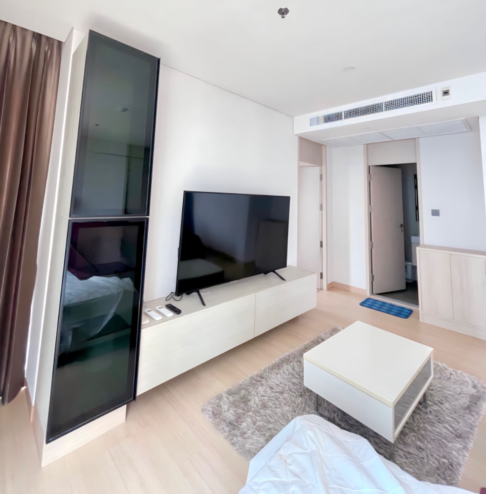 For RentCondoRama9, Petchburi, RCA : For rent, 2 bedrooms, 2 bathrooms, 180 degree beautiful views, Lumpini Suite Phetchaburi-Makkasan Condo | Near MRT Phetchaburi