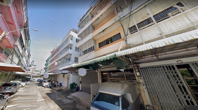 For RentShophouseWitthayu, Chidlom, Langsuan, Ploenchit : Wat Khaek Market Commercial building For rent st louis 4.5 Stories 5BedBTS สุรศักดิ์ BRT Sathorn