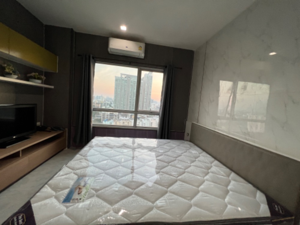 For RentCondoLadprao, Central Ladprao : for rent The Room ratchada ladprao 1 bed Super deal !!