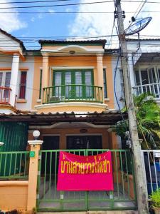 For RentTownhouseChiang Mai : Townhome for rent good location close to Hang Dong Market , No.14H416