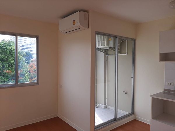 For SaleCondoRamkhamhaeng, Hua Mak : Beautiful room for sale, good price, only 1.39 million baht, Lumpini Condo Town Bodindecha-Ramkhamhaeng (Ramkhamhaeng 43/1).