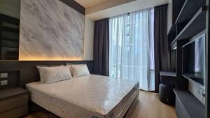 For RentCondoWitthayu, Chidlom, Langsuan, Ploenchit : “Big room 44 sq.m“ Condo for rent, 28 Childlom, new room available, fully furnished. Luxury​ condo​minium​on Childlom​ road. BTS Childlom​
Contact: 098-564-5649 Ann Agent.
