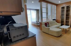 For RentCondoSilom, Saladaeng, Bangrak : Room for rent at Silom Grand Terrace (47 Sqm.)