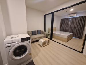 For RentCondoBangna, Bearing, Lasalle : For rent Aspace mega bangna, Espace Mega Bangna, 21st floor, room 28 sqm, pool side, 8000 per month, fully furnished. Ready to move in 1 Aug.