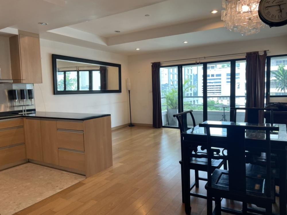 For SaleCondoSathorn, Narathiwat : Condo for sale, Sathorn Garden, Sathon Gardens, next to Sathorn Road, next to the Embassy of Malaysia. near the German embassy Singapore Embassy 2 bedrooms with fixed parking