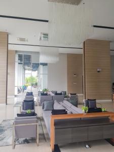 For SaleCondoSamut Prakan,Samrong : Sale The Trust @BTS Erawan, 19th floor, river view, 1 bedroom, 1 bathroom, new, never lived, 2.7 million baht.