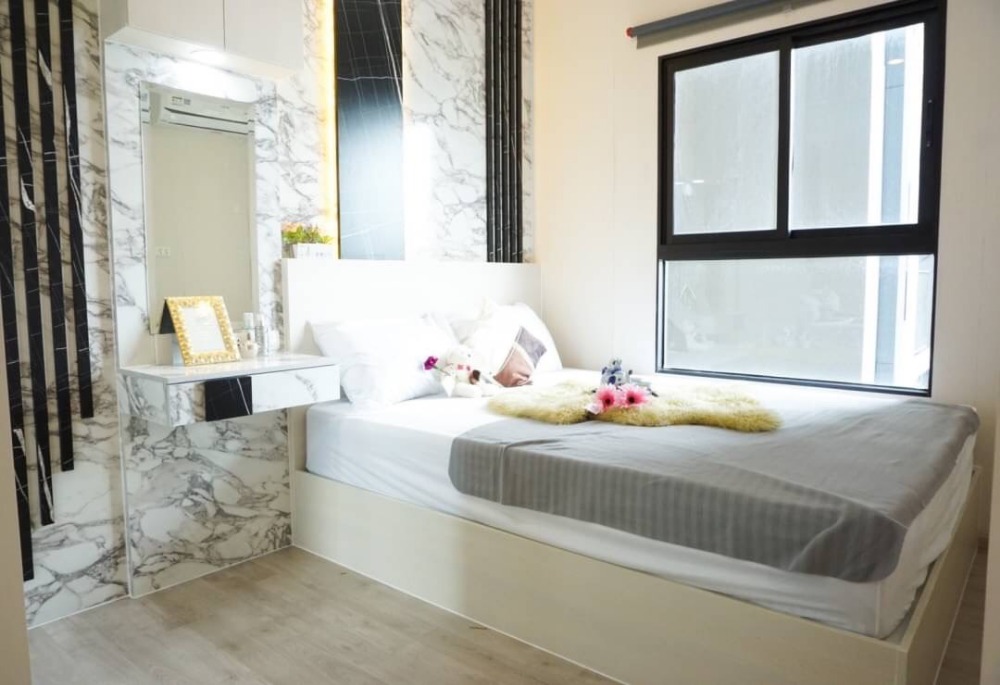 For SaleCondoNonthaburi, Bang Yai, Bangbuathong : Condo for sale, beautifully decorated, ready to move in, Plum Condo Project, Central Station Phase 1