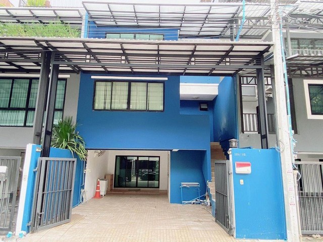 For RentShophouseChokchai 4, Ladprao 71, Ladprao 48, : BS951 Home office for rent, 3 levels, with rooftop, Soi Lat Phrao 41, suitable for an office or residence.