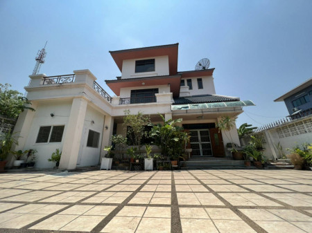 For SaleHouseYothinpattana,CDC : House for sale, Pure Pure 93 550 sqm. 6 bedrooms 6 bathrooms