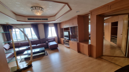 ขายคอนโดวิทยุ ชิดลม หลังสวน : Condo for Sale near Sukhumvit BTS Ploenjit Wittayu Rd 232sqm 5BD only 77,000THB/sqm BEST Price