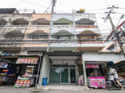 For SaleShophousePinklao, Charansanitwong : Commercial building for sale, 3-storey commercial building, Soi Charansanitwong 41, 220 sq m., 19 sq m.